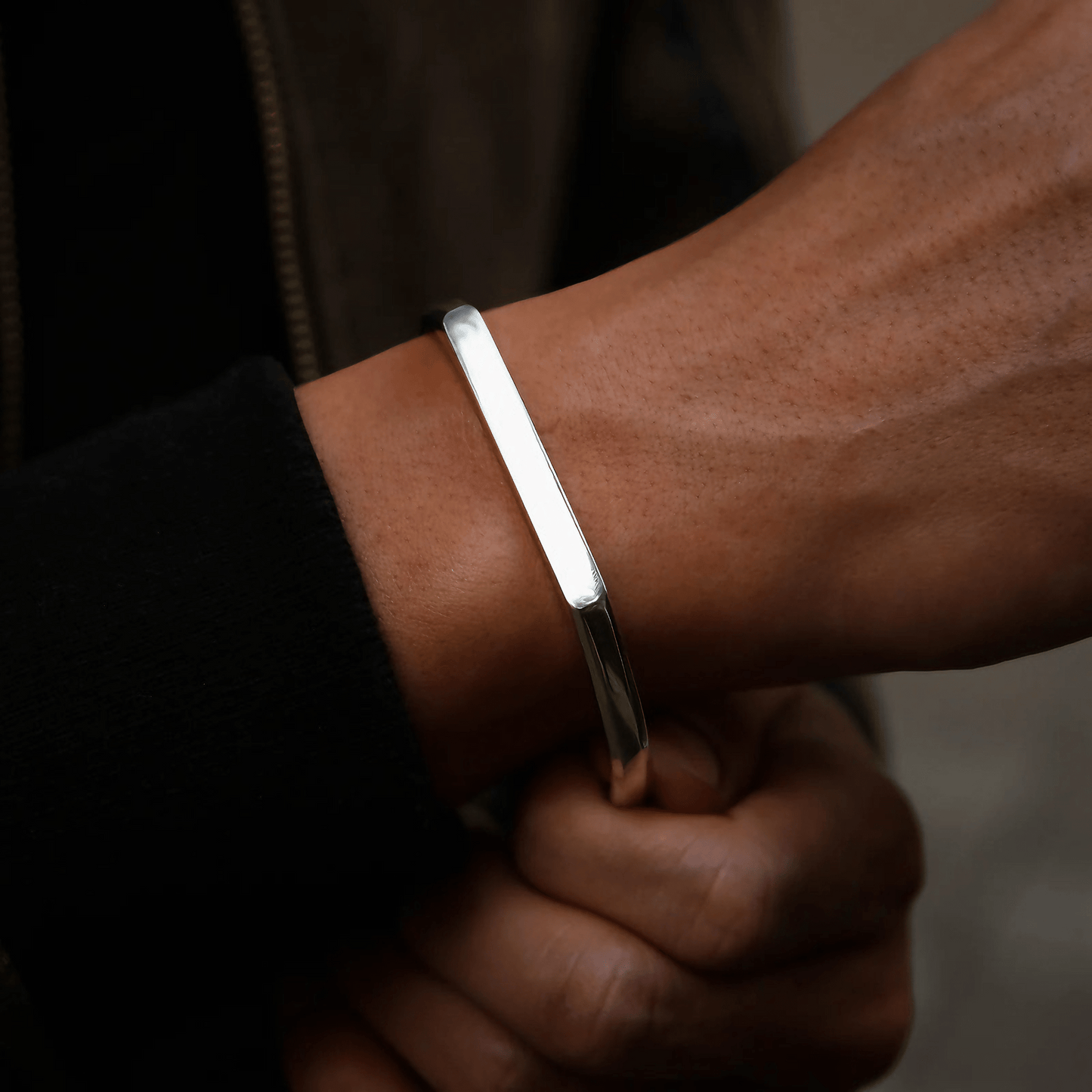 LUXRI CUFF