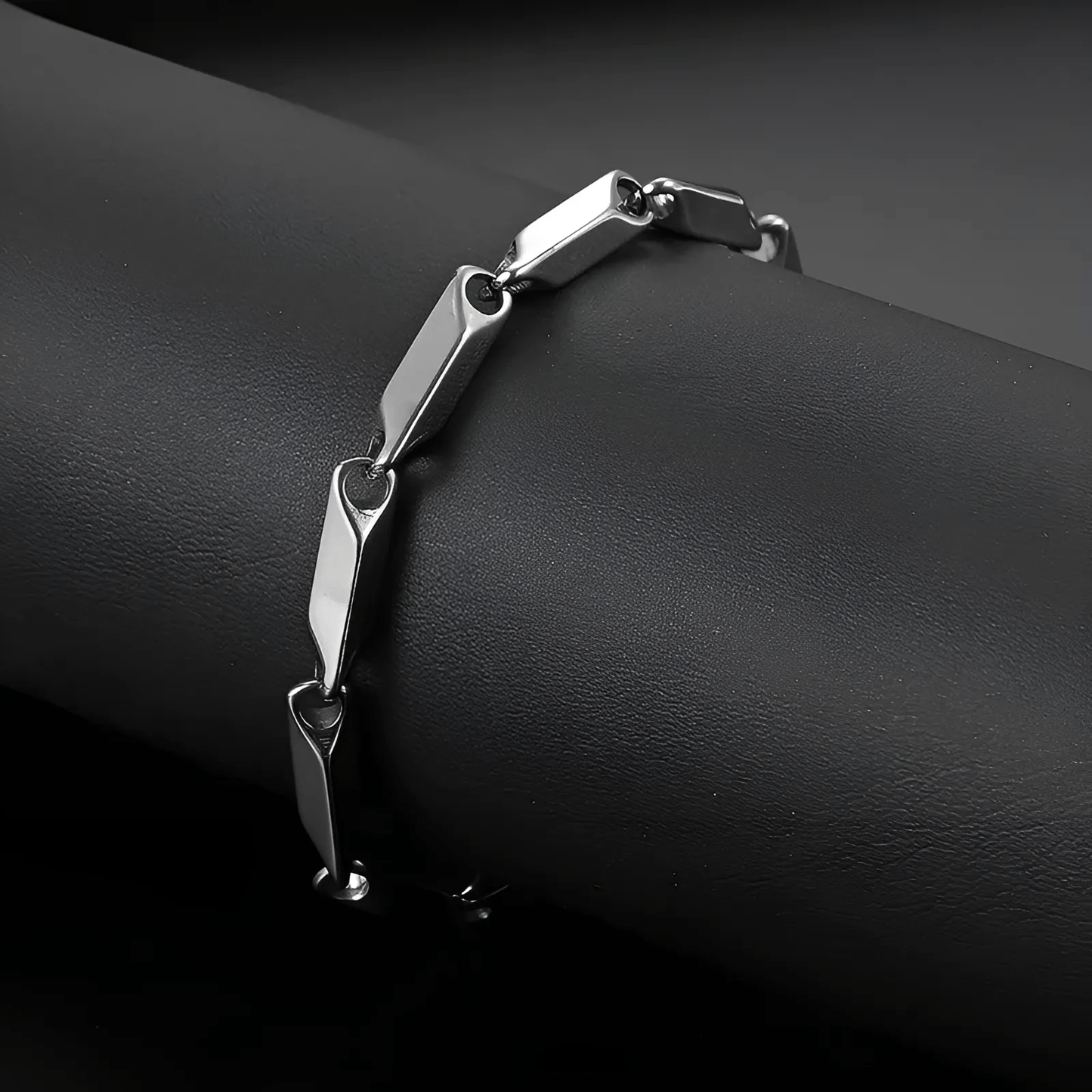 LUXRI SILVER LOOP