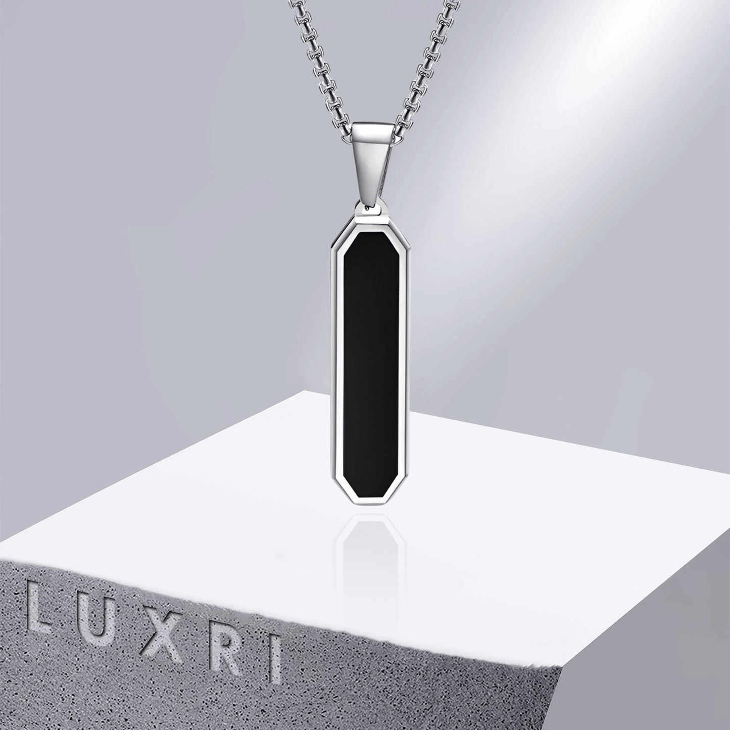 LUXRI NOVA