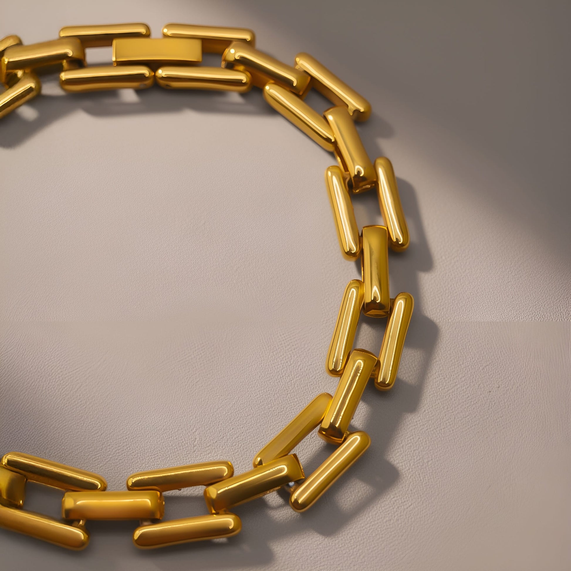 LUXRI  CLIP