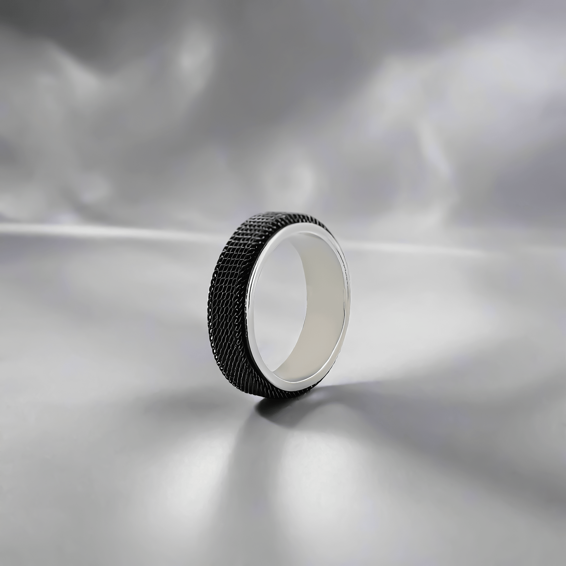 LUXRI  Ring MOTION