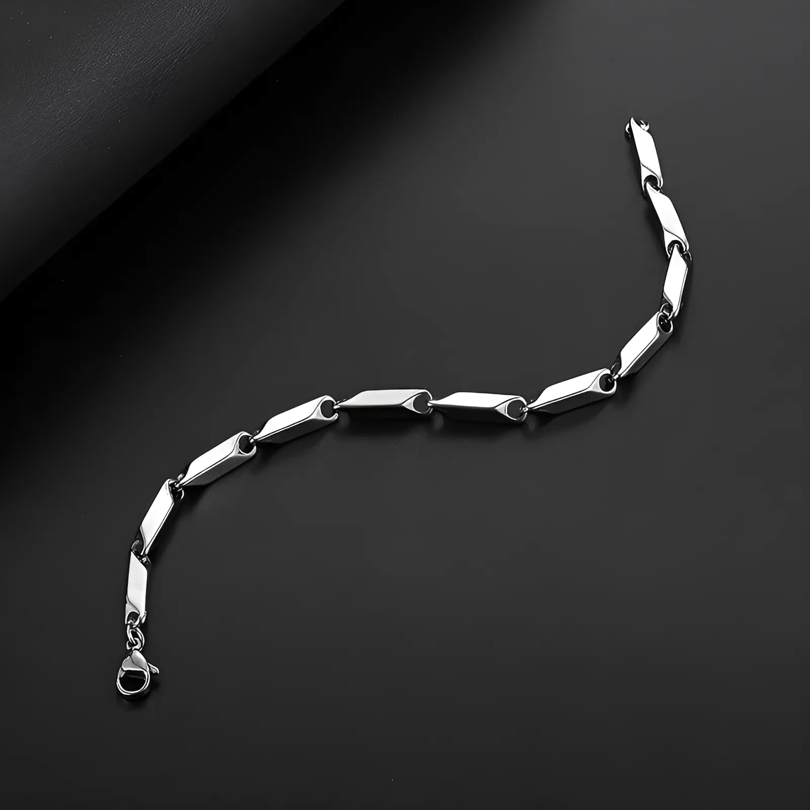 LUXRI  SILVER LOOP